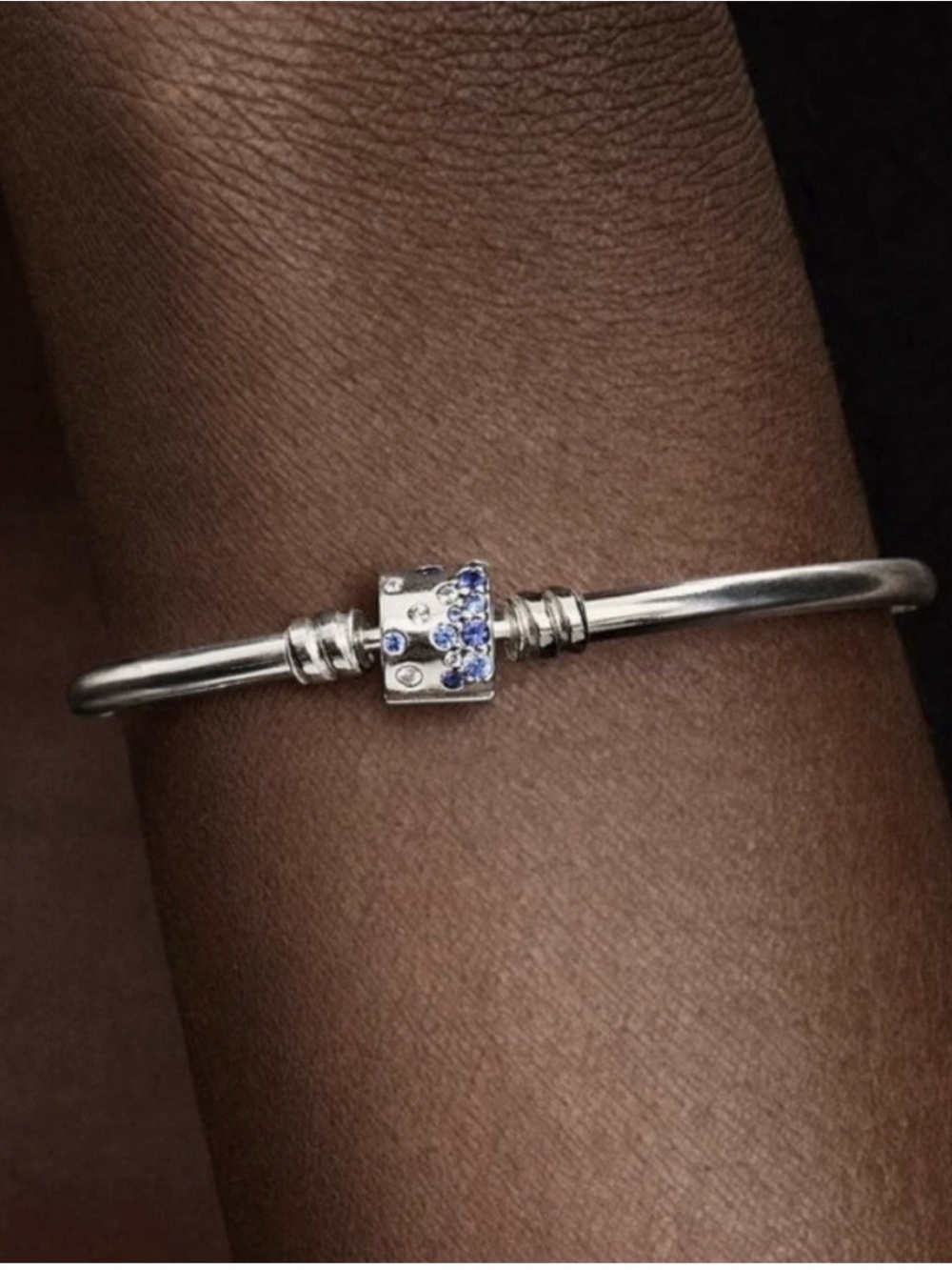 PANDORA Blue Sparkle Barrel Clasp Bangle  593930C01 8.3" 925 Silver